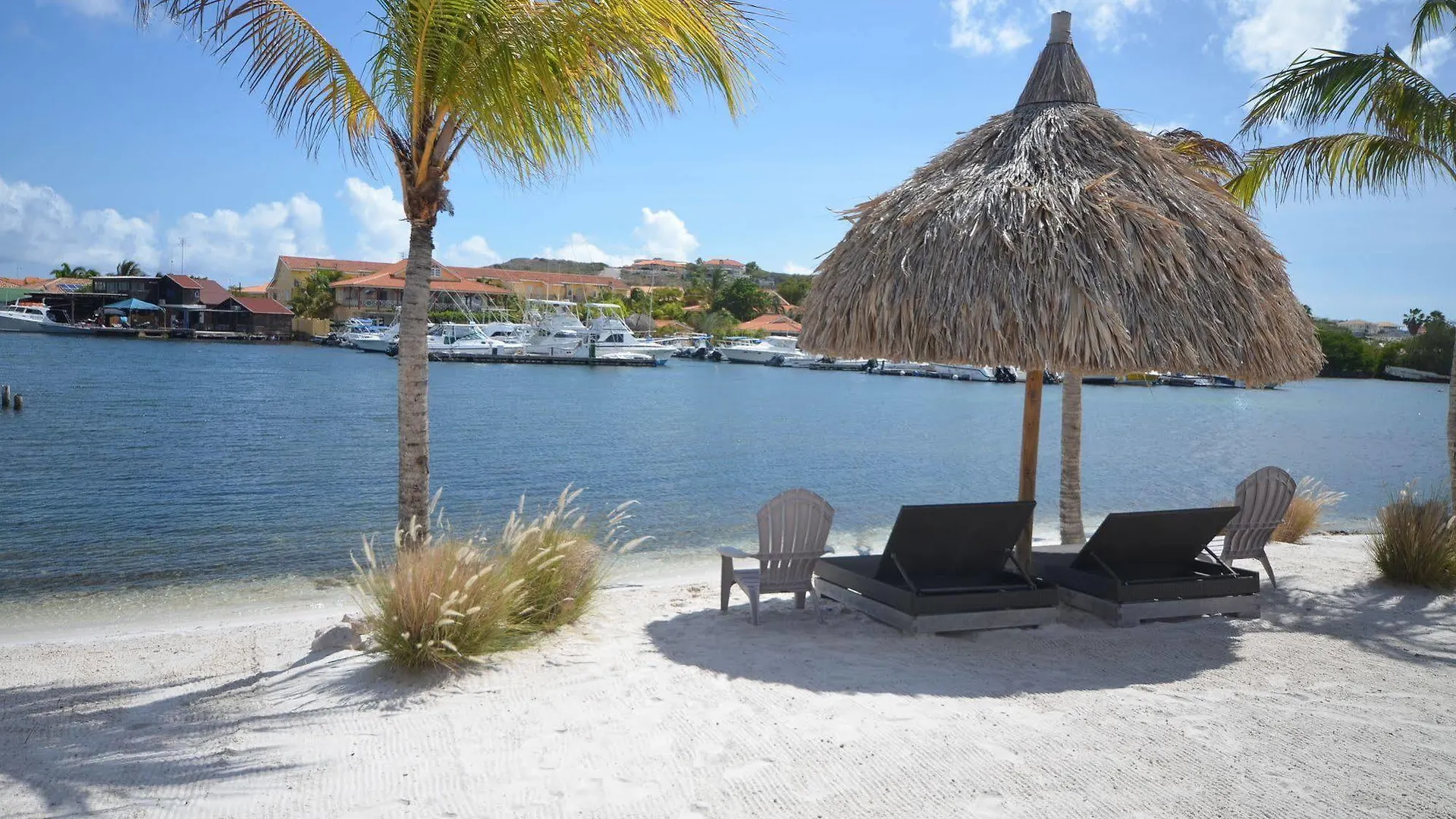 Spanish Water Beach Resort Willemstad